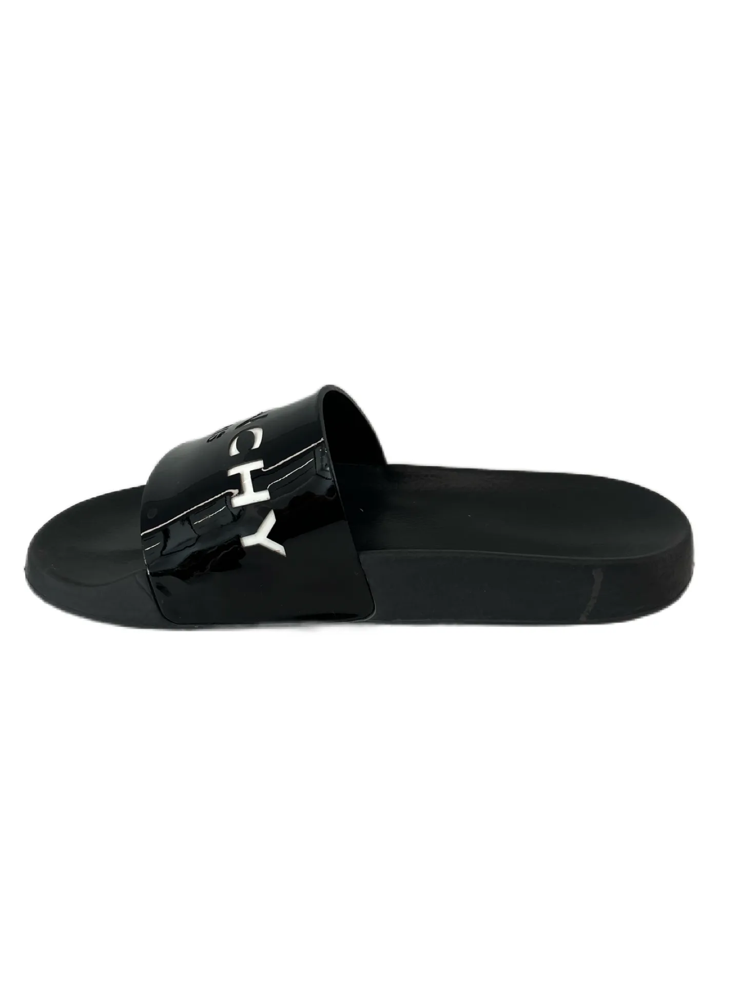 Givenchy Slides in Black Patent. Size: 38