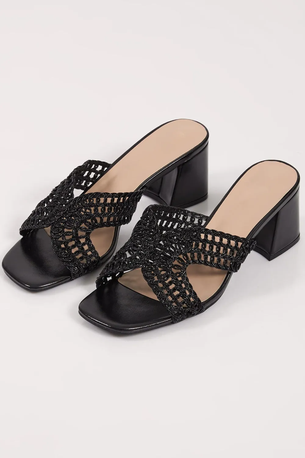 KNITTED BLOCK HEEL MULES IN BLACK