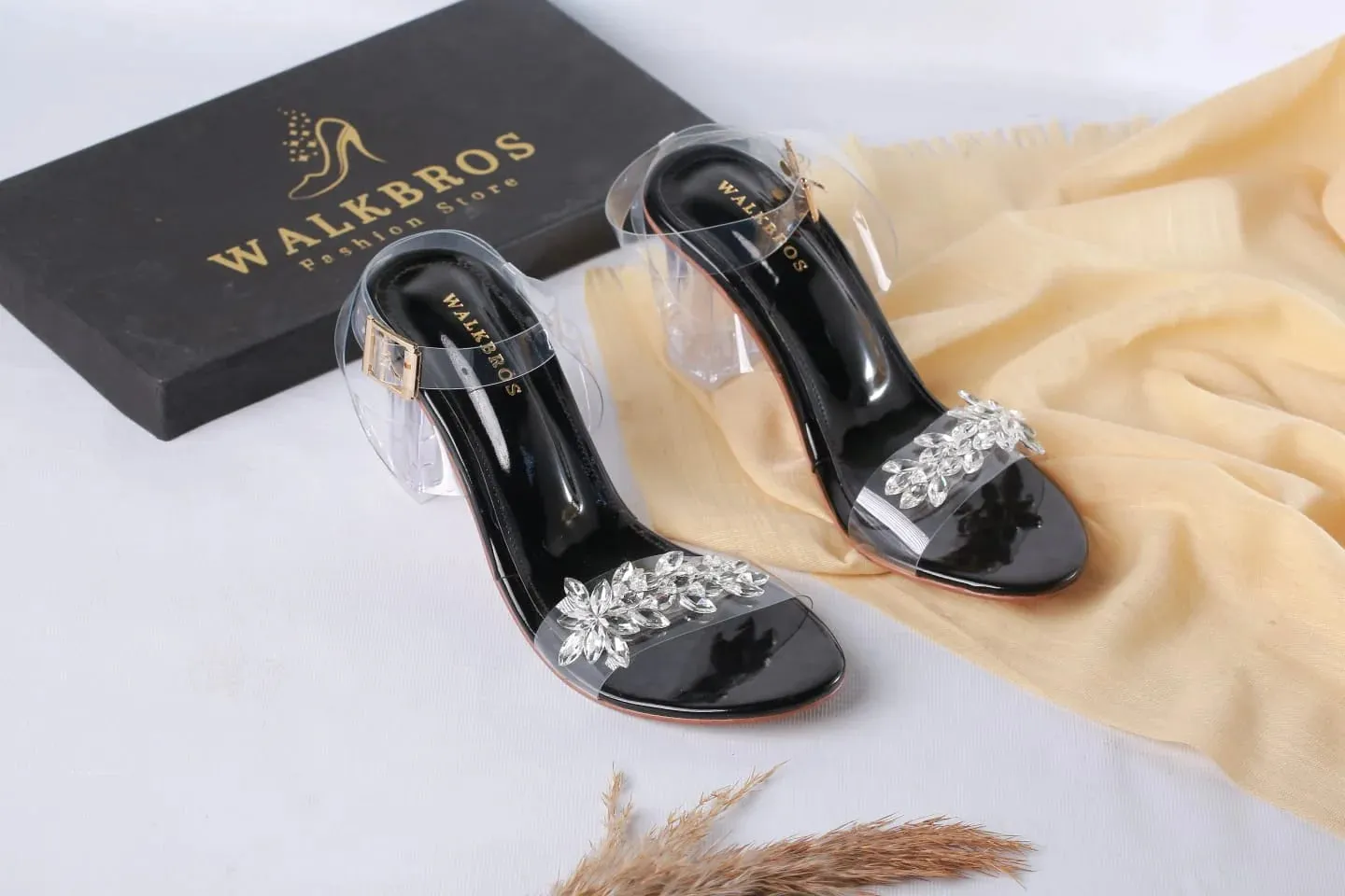 WALK BROS TRANSPARENT BROACH HEELS - BLACK
